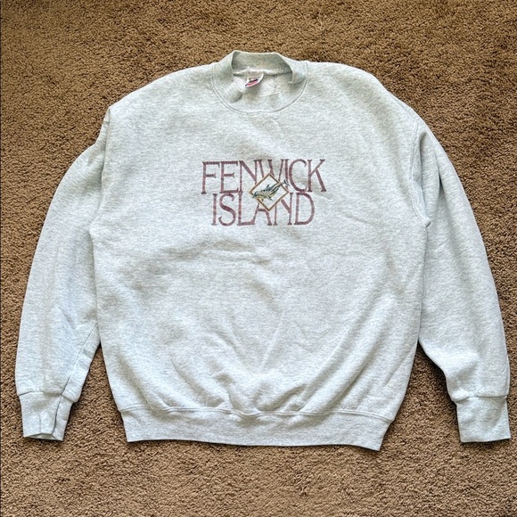 Vintage 90s Fruit of the Loom Fenwick Island Graphic Grey Crewneck Sweatshirt - Picture 1 of 8